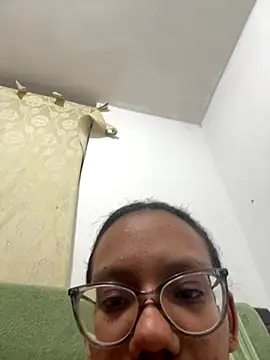 Valen1800 online show from December 19, 2:15 am