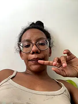 Valen1800 online show from December 4, 6:51 pm