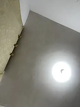 Valen1800 online show from April 20, 2:47 am