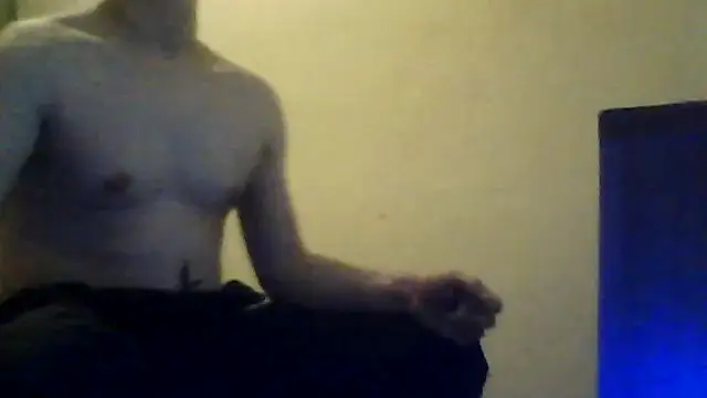 Snapshot of Thoma9034 chatting on December 15, 5:30 pm Thoma9034 online show from December 15, 5:30 pm