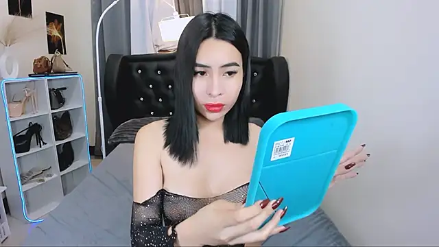 Claudia empress online show from May 1, 10:26 pm