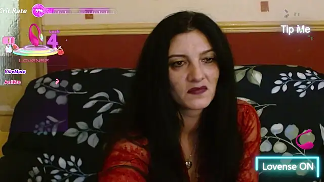 Snapshot of Goldgirl89 chatting on October 9, 11:05 pm Goldgirl89 online show from October 9, 11:05 pm