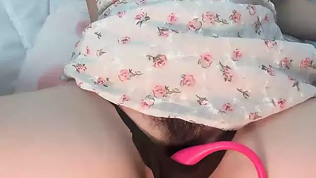 Eloise131499 online show from October 13, 12:45 am