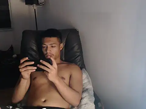 Asian gregor online show from May 29, 8:37 pm