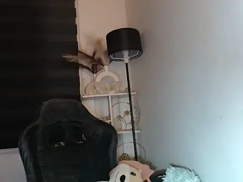 Asian gregor online show from September 23, 6:37 pm
