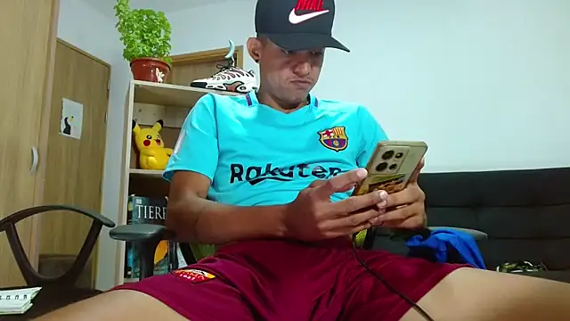 skinny23cm online show from November 5, 3:04 pm