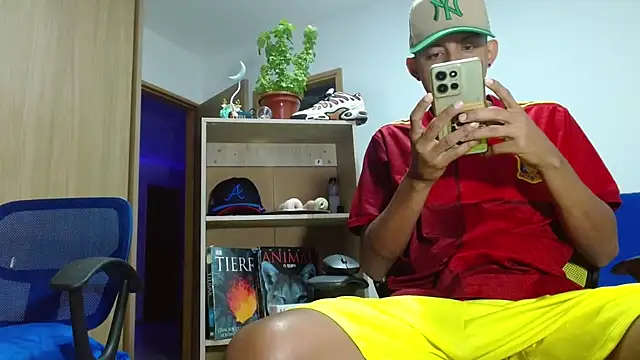 skinny23cm online show from October 30, 9:40 am