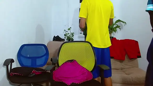 skinny23cm online show from February 7, 1:52 pm