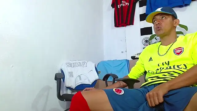 skinny23cm online show from February 10, 2:05 pm