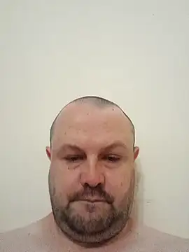 Snapshot of Ethan25xxx chatting on July 17, 7:11 pm Ethan25xxx online show from July 17, 7:11 pm