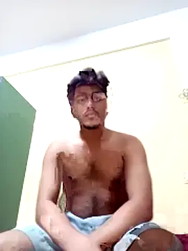 HarryChoudhary21 online show from May 10, 6:43 pm