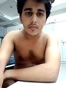 HarryChoudhary21 online show from May 17, 10:21 pm