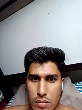 Snapshot of HarryChoudhary21 chatting on October 13, 7:04 pm HarryChoudhary21 online show from October 13, 7:04 pm