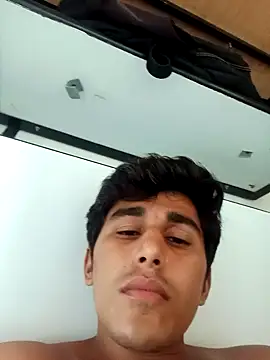 Snapshot of HarryChoudhary21 chatting on October 5, 11:56 am HarryChoudhary21 online show from October 5, 11:56 am