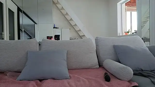 bellemasquer online show from February 5, 10:00 am