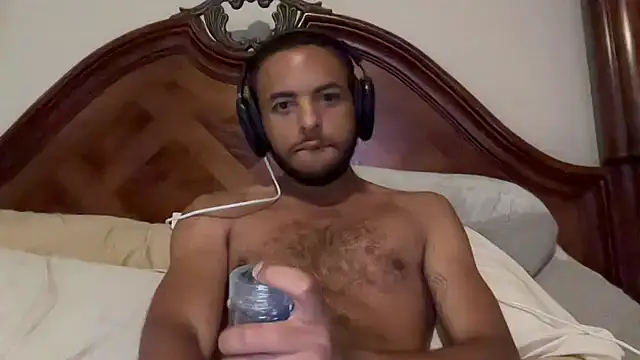 DERTYLAY online show from July 16, 7:55 pm