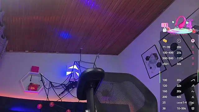 tyler jones  online show from October 24, 6:12 am