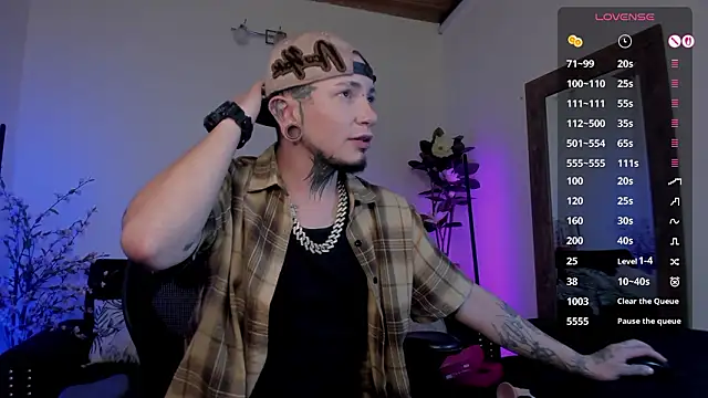 tyler jones  online show from February 25, 5:07 am