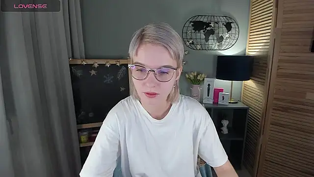 Madelaineses online show from January 14, 11:03 am