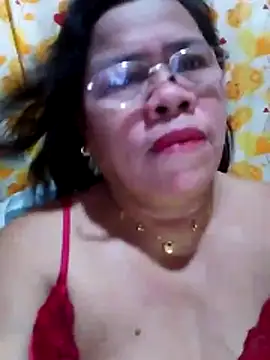 Huge mama69 online show from March 28, 1:01 pm