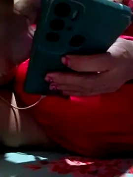 Huge mama69 online show from February 20, 8:49 am