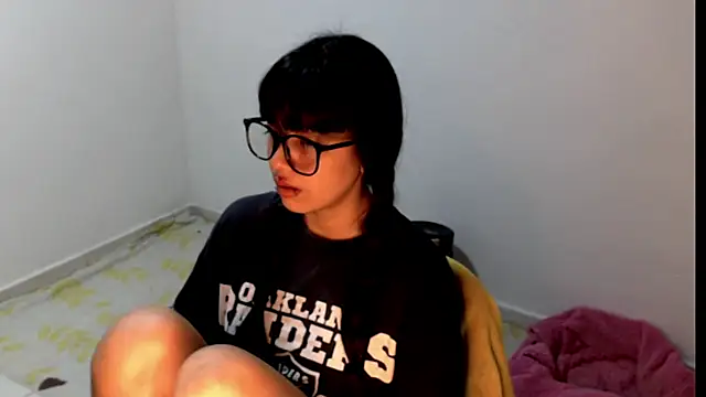Snapshot of meganmiauu chatting on May 20, 10:34 am meganmiauu online show from May 20, 10:34 am
