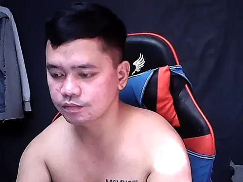 sweet sexyasian69 online show from April 23, 11:28 pm