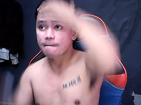 Snapshot of sweet_sexyasian69 chatting on May 17, 9:20 am sweet sexyasian69 online show from May 17, 9:20 am
