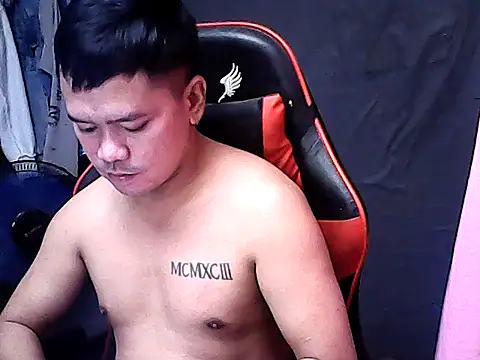 sweet sexyasian69 online show from March 25, 1:39 am
