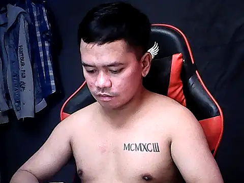 sweet sexyasian69 online show from March 29, 2:46 am