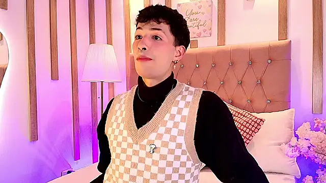 OzorioDany online show from March 7, 3:57 am