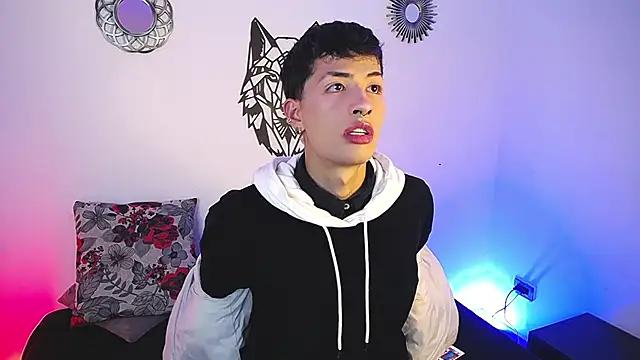 OzorioDany online show from February 2, 4:22 am