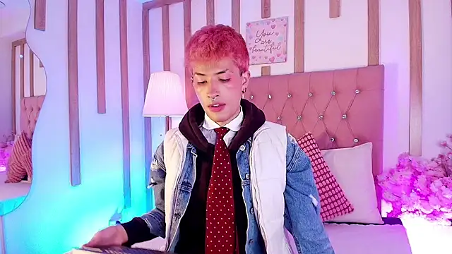 OzorioDany online show from April 21, 4:41 am