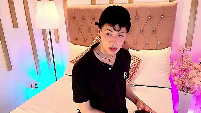 OzorioDany online show from March 11, 3:55 am