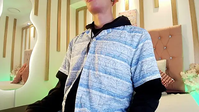 OzorioDany online show from April 11, 4:31 am