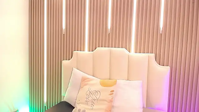 OzorioDany online show from February 8, 4:43 am