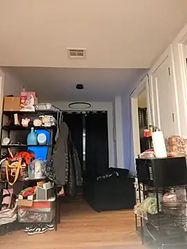 MzGigglez69 online show from January 17, 1:20 am