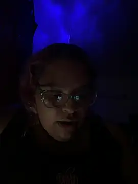 MzGigglez69 online show from August 1, 7:12 pm