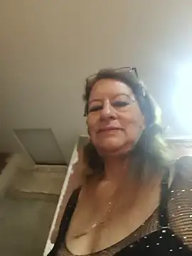 MaryeLunna online show from January 19, 11:25 am