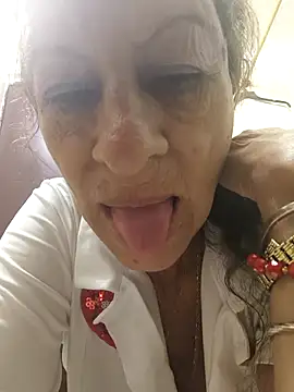 MaryeLunna online show from November 8, 11:36 am