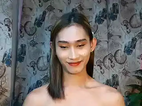 Snapshot of youarea_dreamer chatting on December 2, 9:27 pm youarea dreamer online show from December 2, 9:27 pm