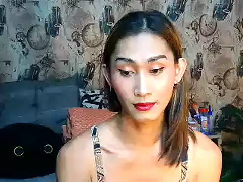 Snapshot of youarea_dreamer chatting on December 15, 2:34 pm youarea dreamer online show from December 15, 2:34 pm