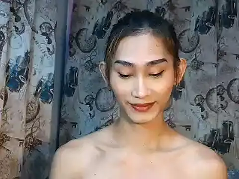 Snapshot of youarea_dreamer chatting on December 3, 9:47 pm youarea dreamer online show from December 3, 9:47 pm