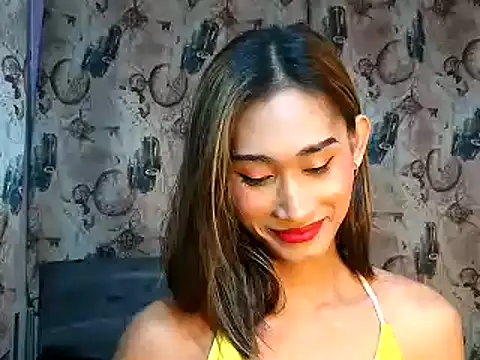 Snapshot of youarea_dreamer chatting on December 16, 2:54 pm youarea dreamer online show from December 16, 2:54 pm