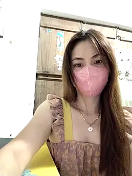 Snapshot of Baby-ladysweet20 chatting on October 14, 9:47 pm Baby-ladysweet20 online show from October 14, 9:47 pm