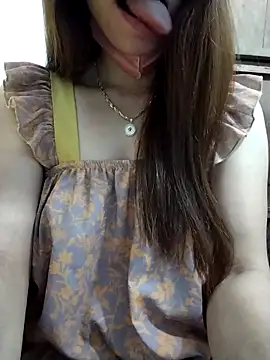 Snapshot of Baby-ladysweet20 chatting on October 1, 8:46 pm Baby-ladysweet20 online show from October 1, 8:46 pm