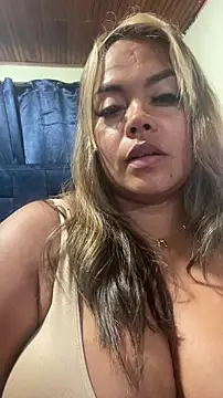 EmilyDuran  online show from May 26, 2:31 am