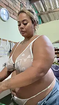 EmilyDuran  online show from May 16, 1:37 am