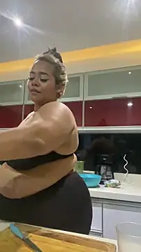 EmilyDuran  online show from April 28, 12:42 am