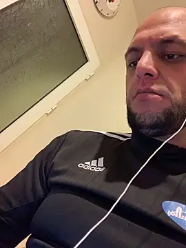 milenski74 online show from January 7, 2:49 am